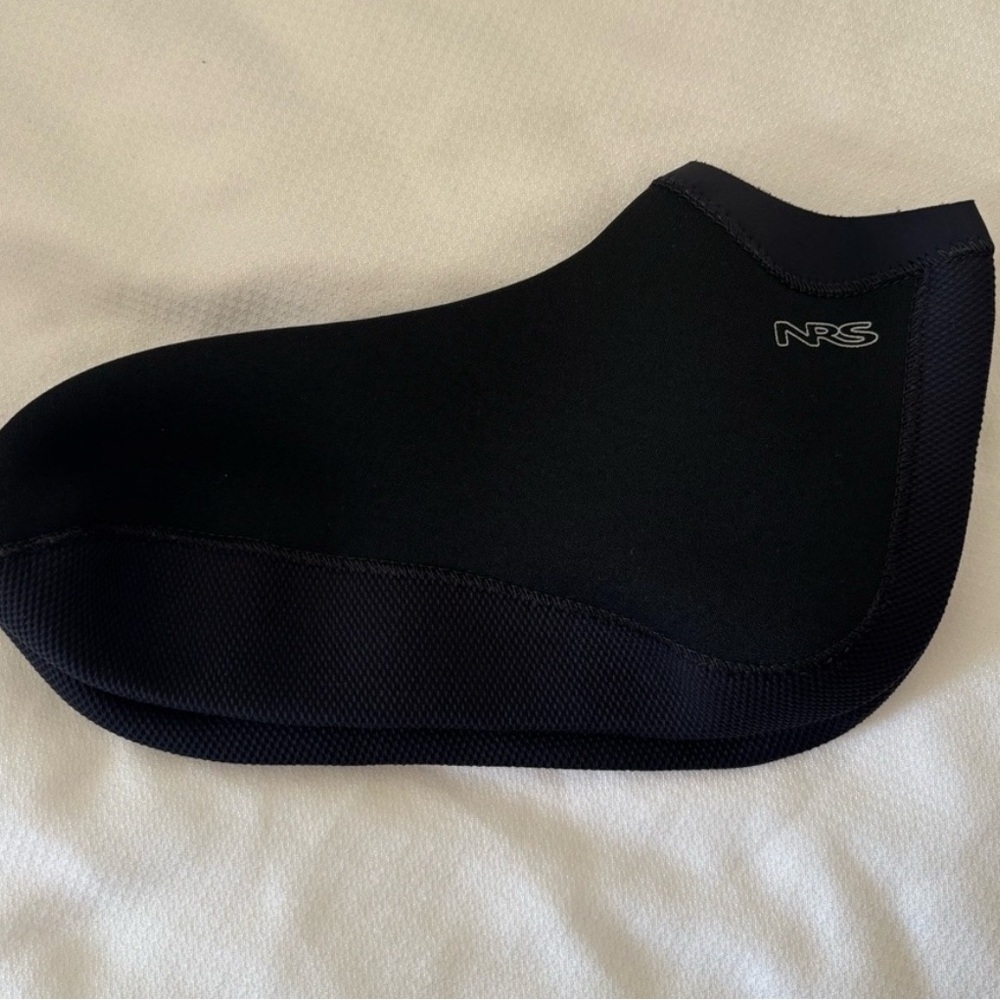 NRS Black Neoprene Booties